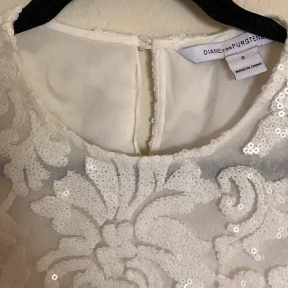 Delicate Lace and Sequins with a Floral Design DVF White Blouse - Picture 2 of 12